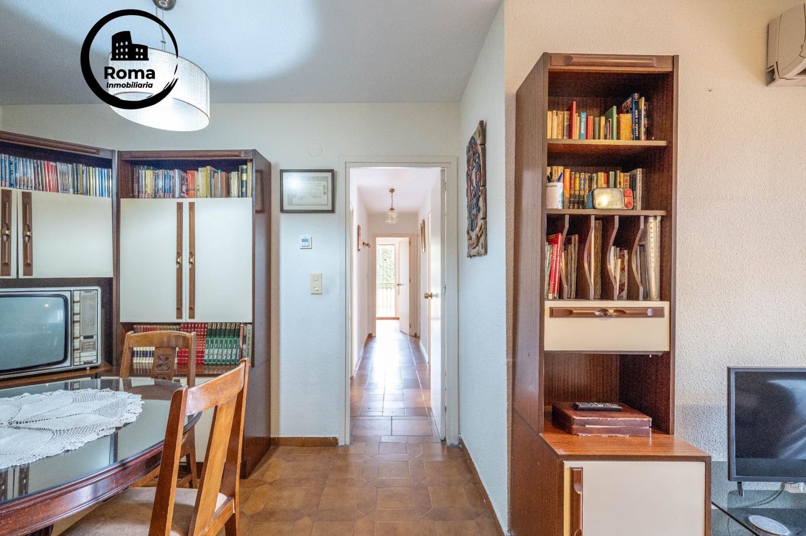 4 soveværelse Lejlighed til salg i Granada by med garage - € 297.000 (Ref: 9435126)