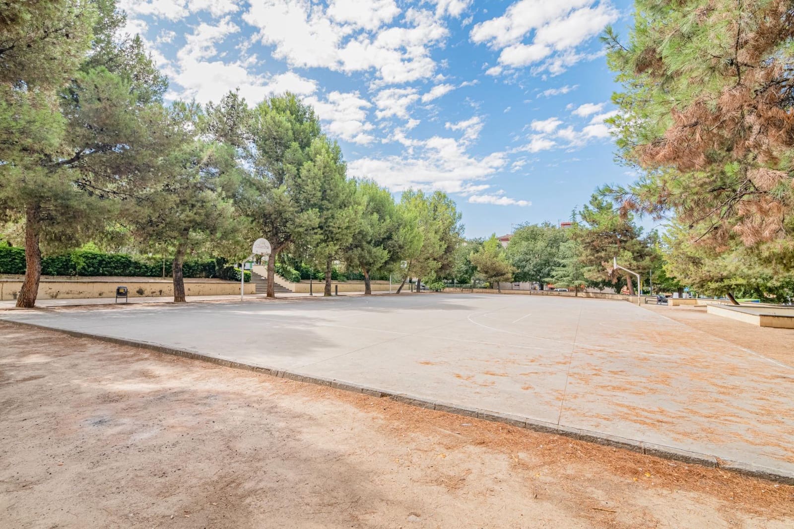 3 sovrum Lägenhet till salu i Granada stad med garage - 114 900 € (Ref: 9435129)