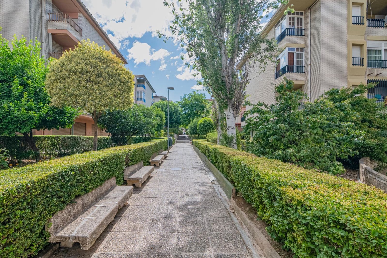 3 sovrum Lägenhet till salu i Granada stad med garage - 114 900 € (Ref: 9435129)