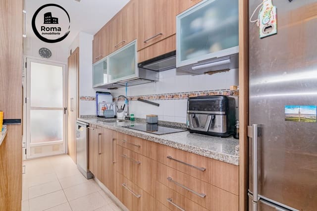 3 bedroom Flat for sale in Las Gabias with garage - € 157,000 (Ref: 9435130)