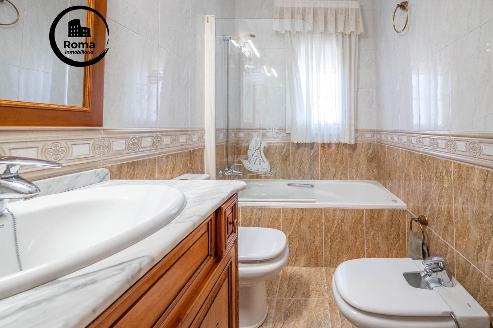 4 sovrum Lägenhet till salu i Granada stad - 489 000 € (Ref: 9435132)