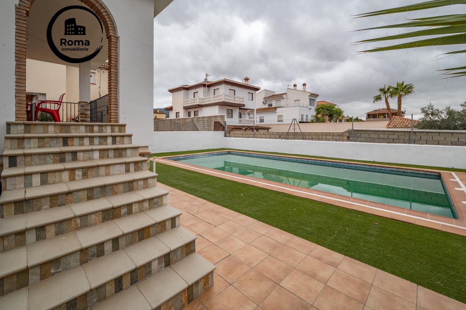 6 bedroom Villa for sale in Otura with pool garage - € 445,000 (Ref: 9435134)
