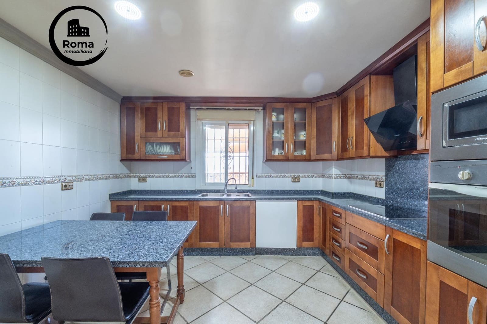 5 quarto Moradia para venda em Granada cidade com garagem - 470 000 € (Ref: 9435135)