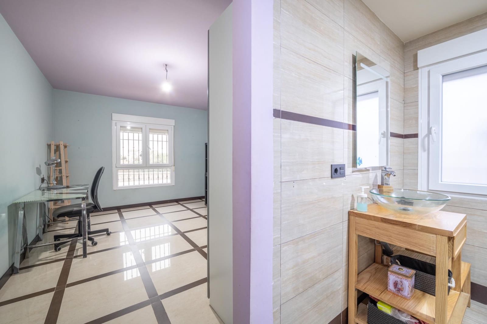 6 bedroom Villa for sale in Otura with pool garage - € 445,000 (Ref: 9435138)