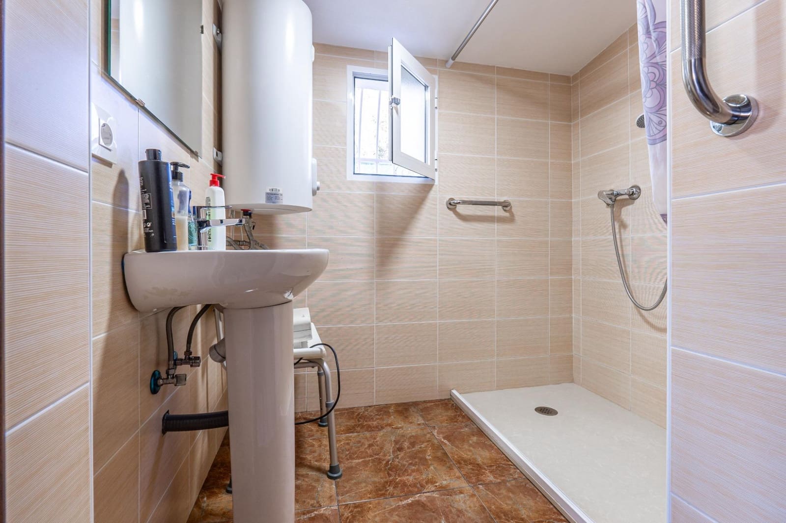 4 soverom Bedrift til salgs i Alhendin med svømmebasseng garasje - € 990 000 (Ref: 9435139)