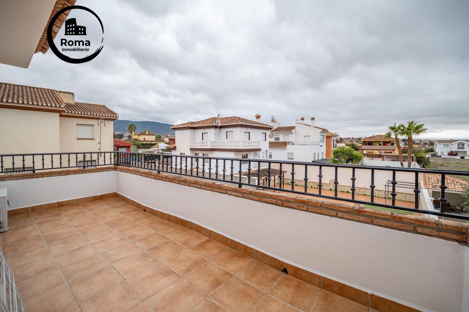 6 soveværelse Villa til salg i Otura med swimmingpool garage - € 445.000 (Ref: 9440681)