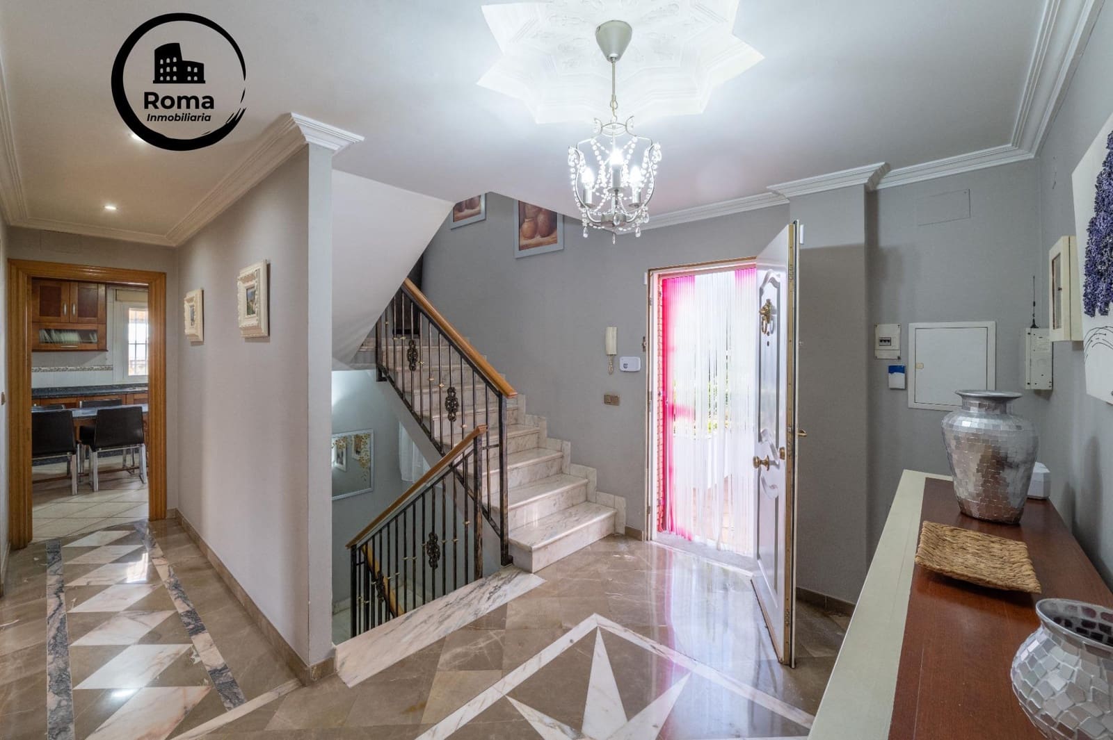 5 quarto Moradia para venda em Granada cidade com garagem - 470 000 € (Ref: 9440683)