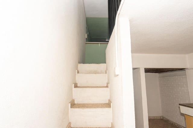 Erhverv til salg i Motril - € 104.000 (Ref: 9440692)