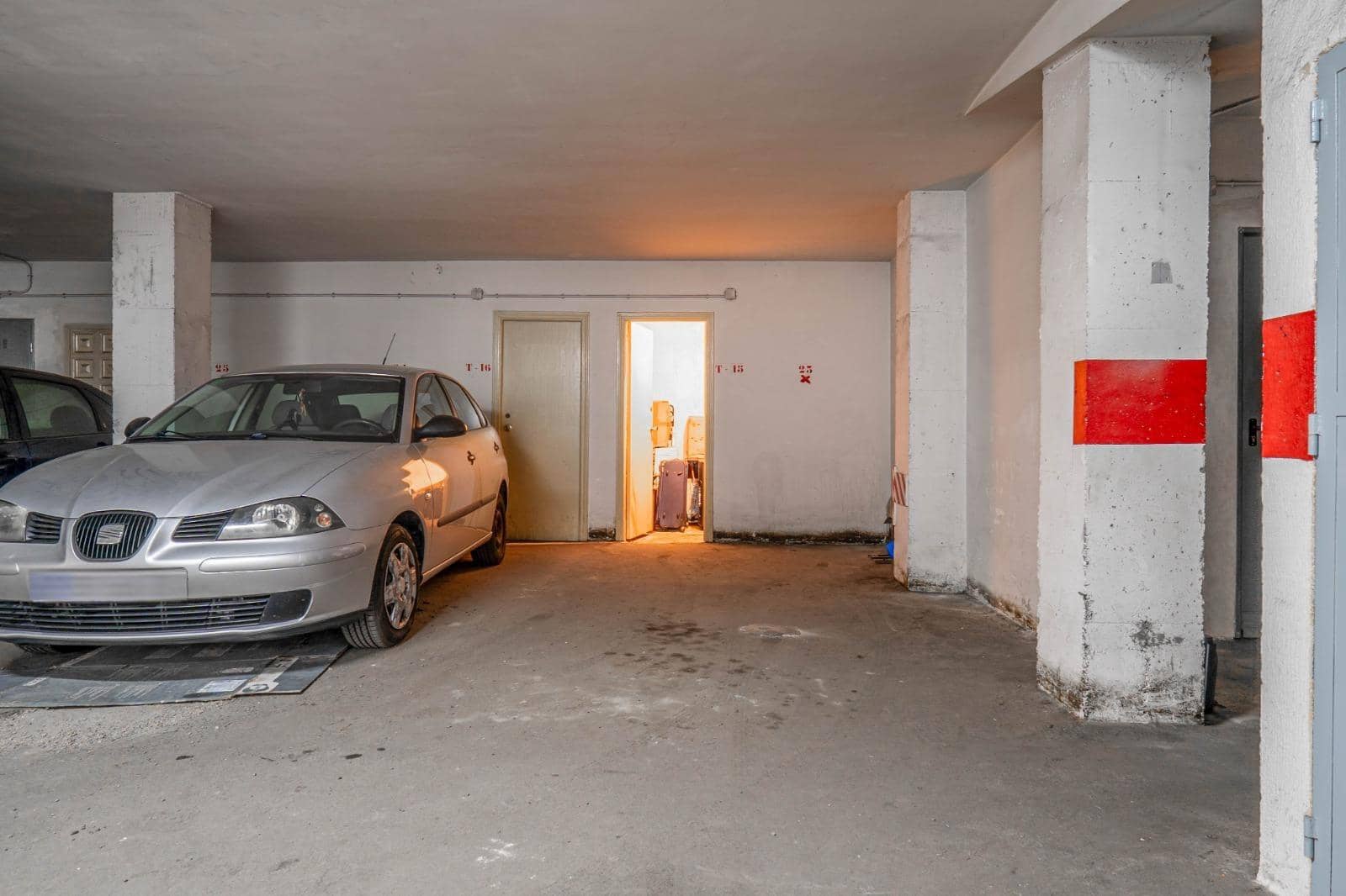 Garage te koop in Cenes de la Vega - € 9.000 (Ref: 9440698)