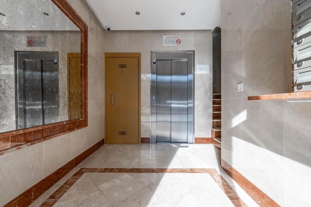 2 soveværelse Lejlighed til salg i Zaidin, Granada by - € 153.000 (Ref: 9440703)