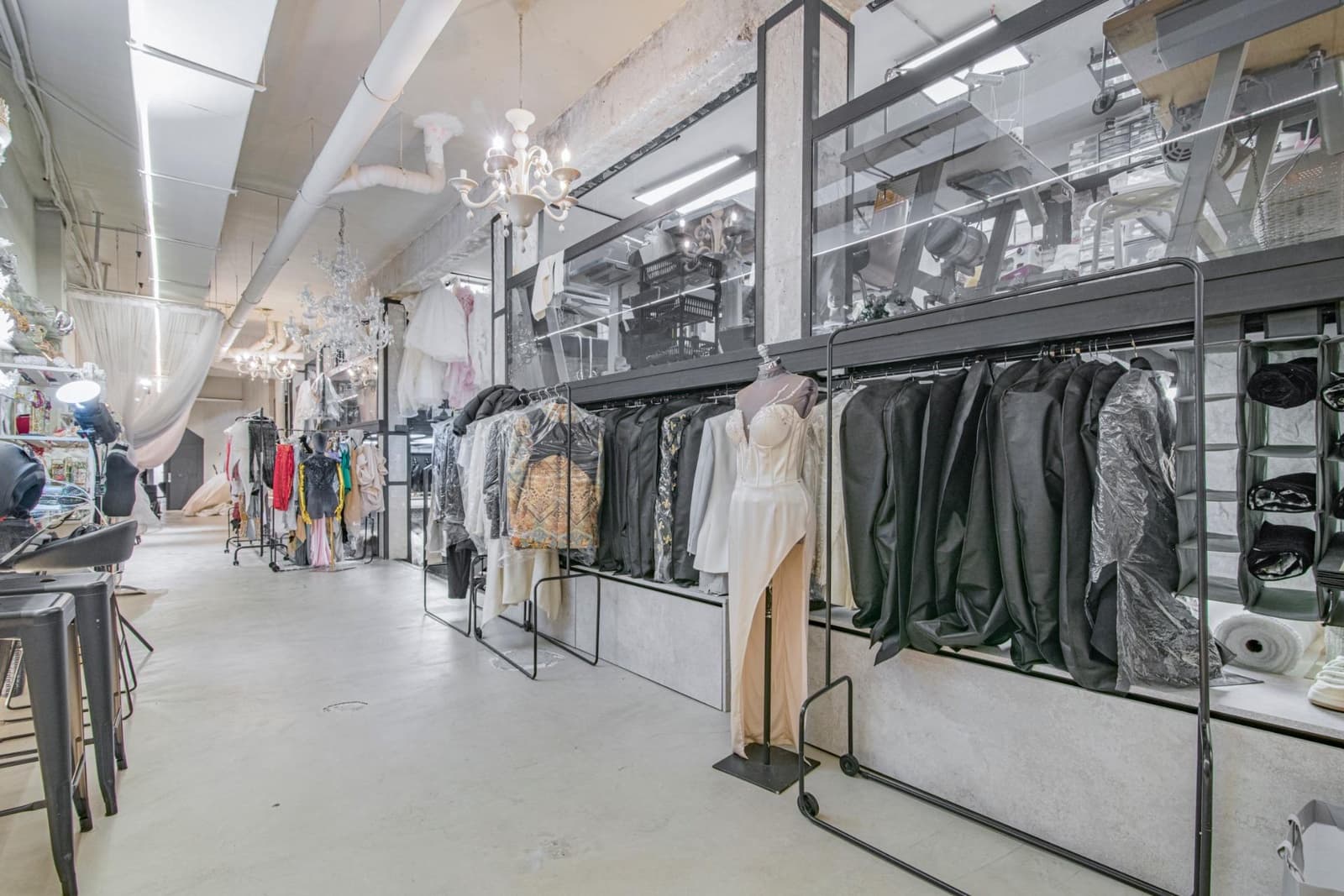 Commercieel te koop in Granada stad - € 272.000 (Ref: 9440705)