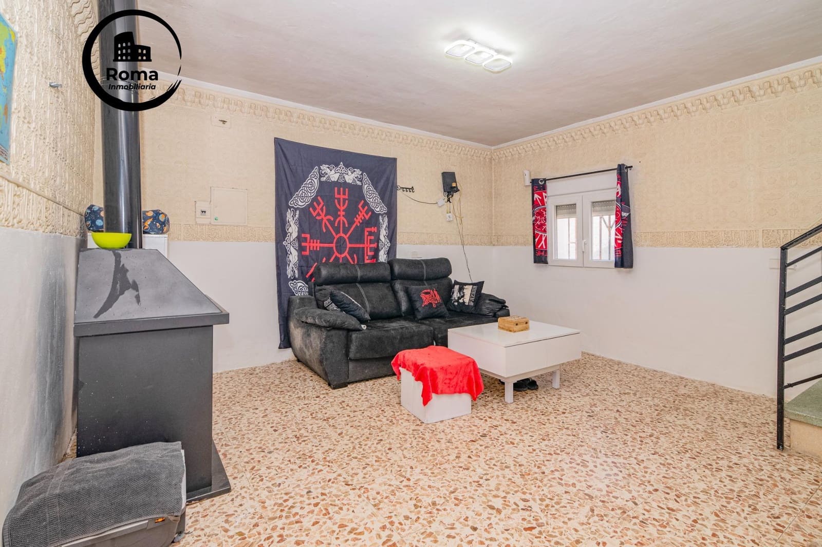 6 makuuhuone Omakotitalo myytävänä paikassa Quentar - 109 900 € (Ref: 9440709)