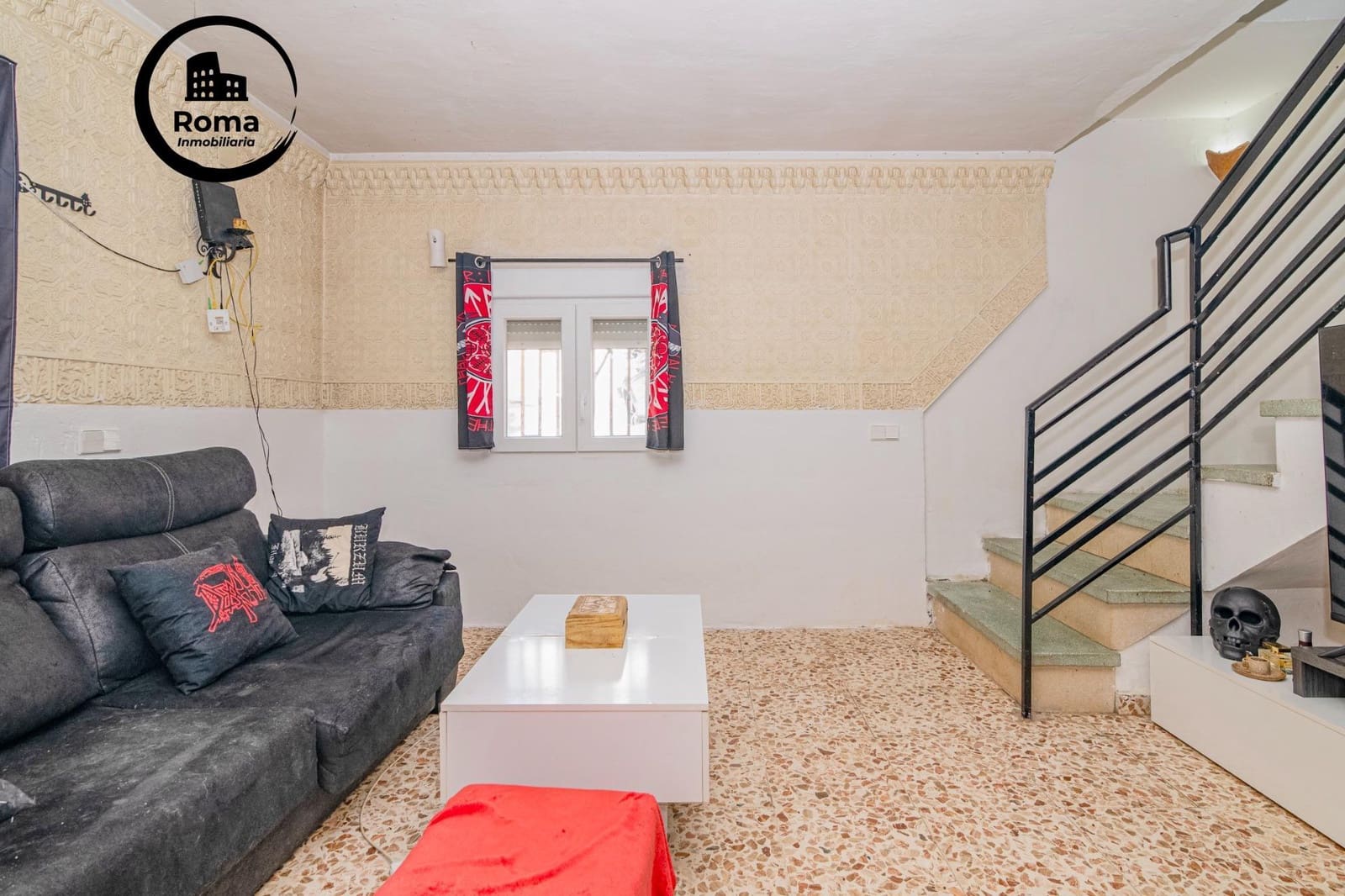 6 makuuhuone Omakotitalo myytävänä paikassa Quentar - 109 900 € (Ref: 9440709)