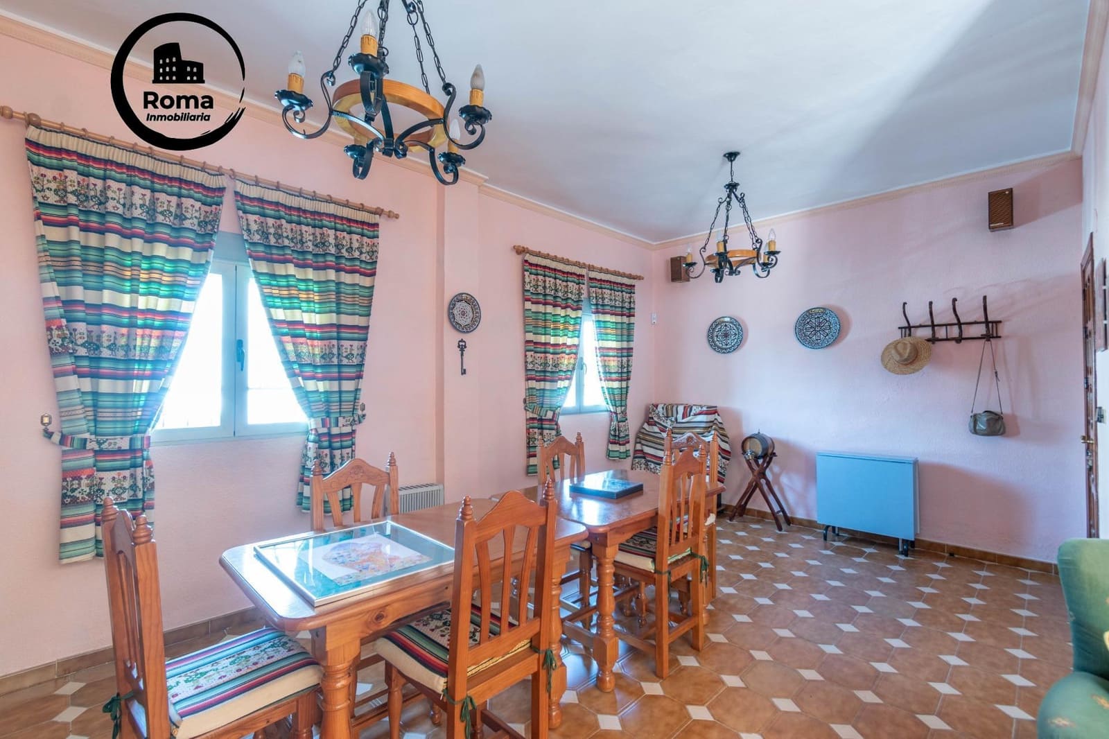 5 camera da letto Villetta Bifamiliare in vendita in Jun con garage - 270.000 € (Rif: 9440710)