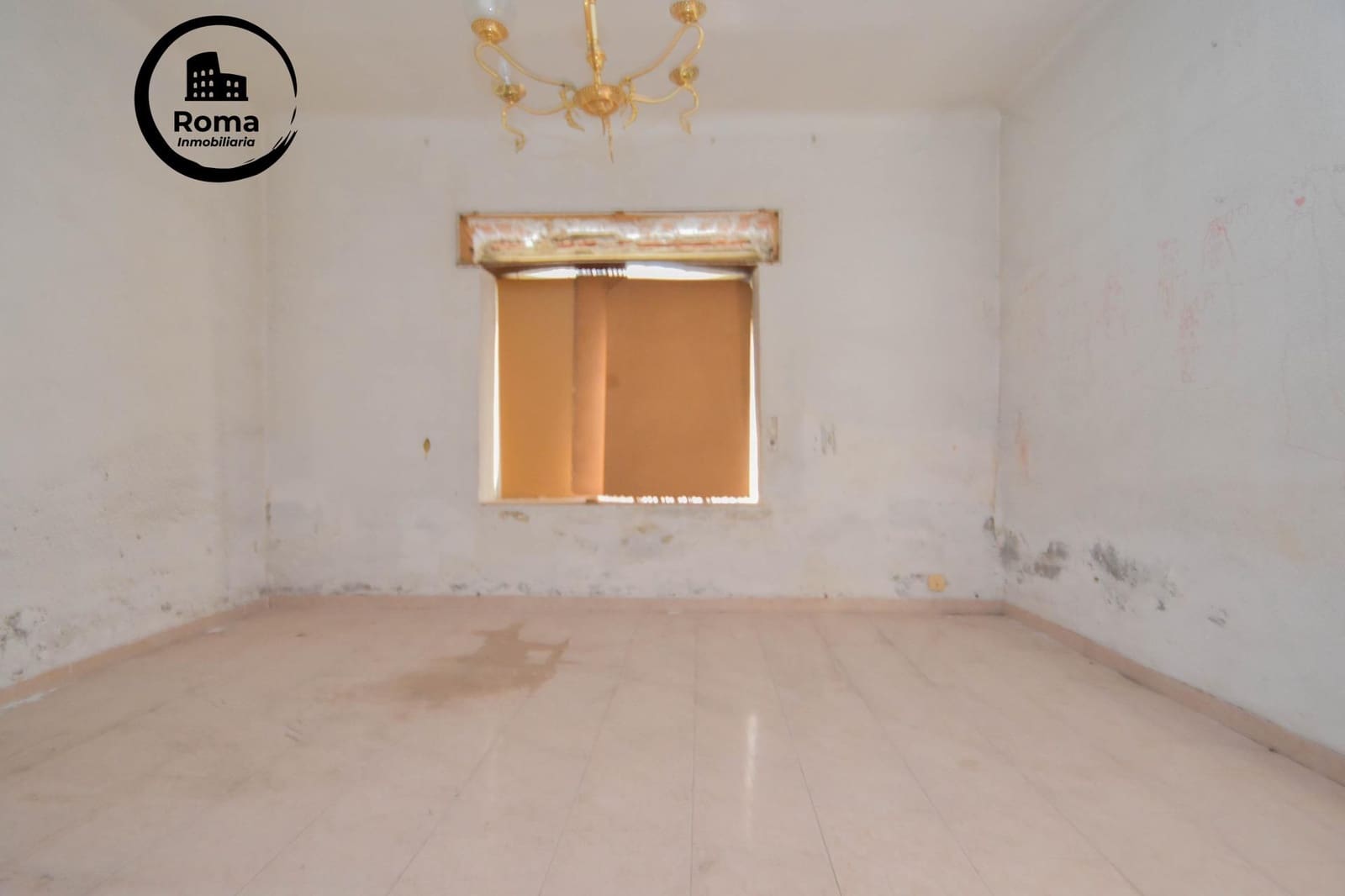 6 bedroom Townhouse for sale in Atarfe - € 92,000 (Ref: 9440715)