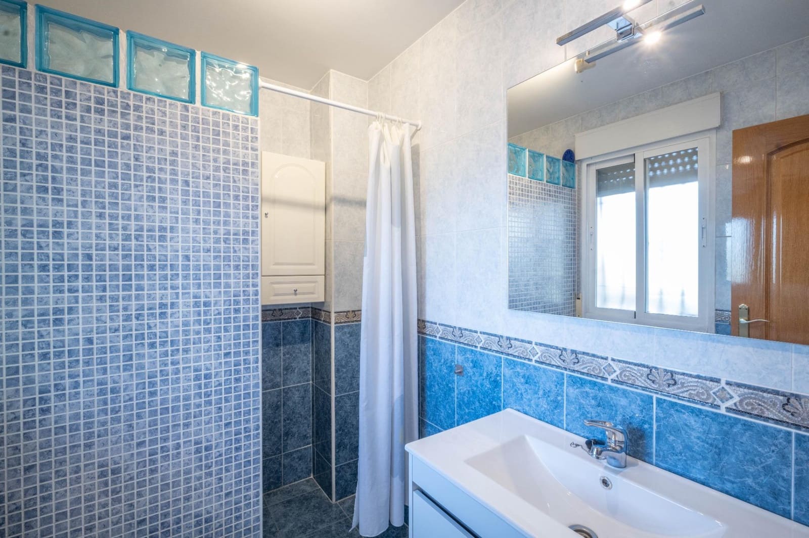 4 soverom Rekkehus til salgs i Cullar Vega med garasje - € 245 000 (Ref: 9446485)