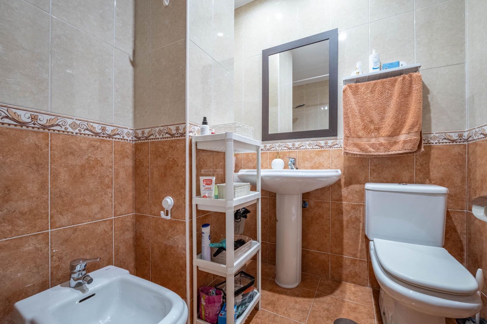 3 slaapkamer Flat te koop in Granada stad met garage - € 235.000 (Ref: 9446487)