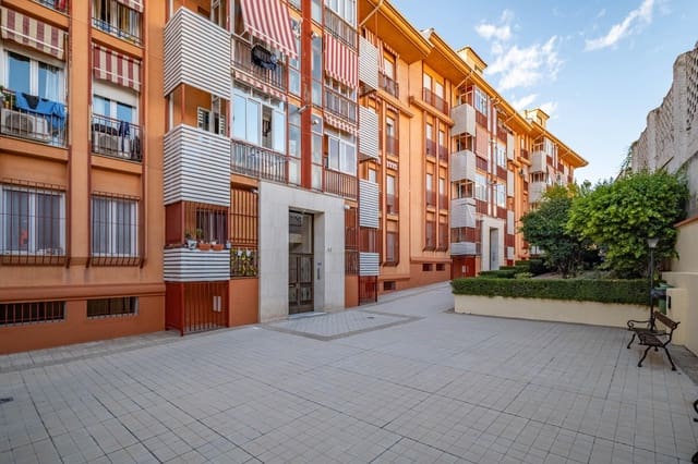 3 slaapkamer Flat te koop in Granada stad met garage - € 235.000 (Ref: 9446487)