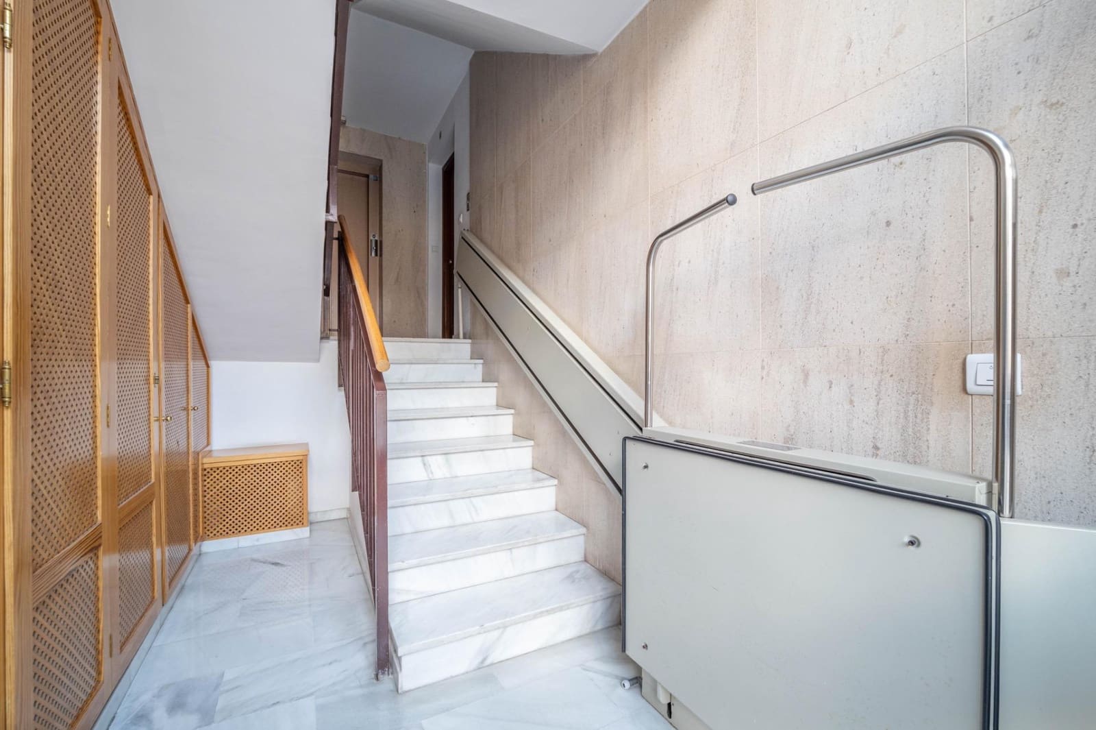 3 slaapkamer Flat te koop in Granada stad met garage - € 235.000 (Ref: 9446487)