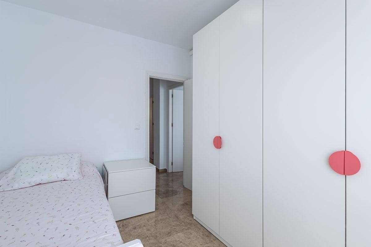 3 sypialnia Dom szeregowy na sprzedaż w Ogijares z garażem - 225 000 € (Ref: 9446488)