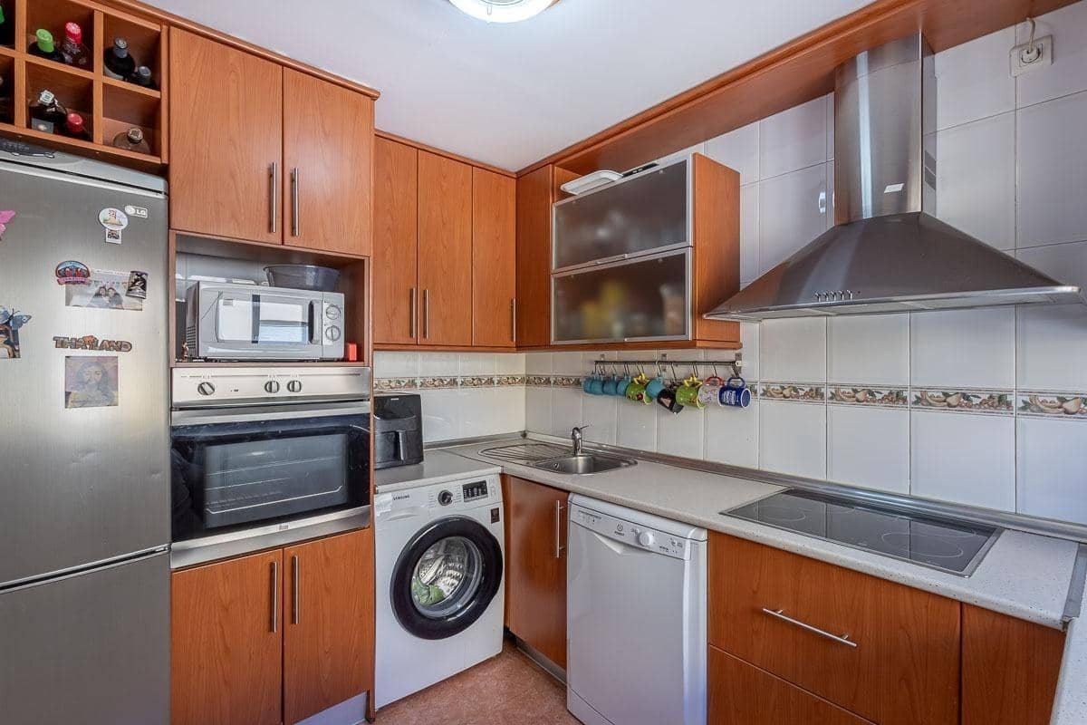 3 sypialnia Dom szeregowy na sprzedaż w Ogijares z garażem - 225 000 € (Ref: 9446488)