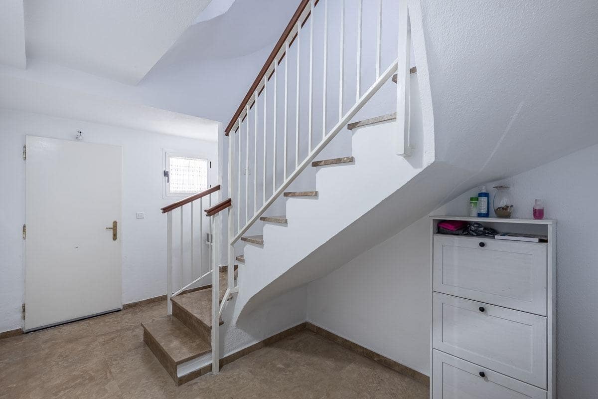 3 sypialnia Dom szeregowy na sprzedaż w Ogijares z garażem - 225 000 € (Ref: 9446488)