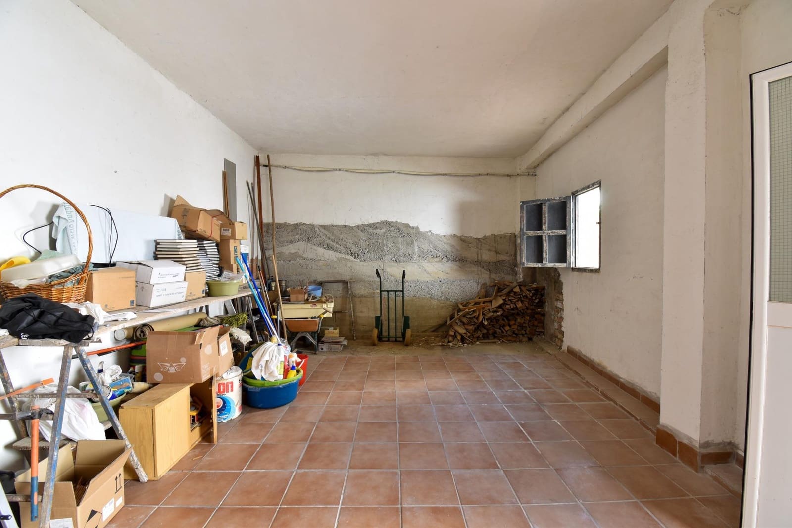 4 bedroom Townhouse for sale in Maracena with garage - € 225,000 (Ref: 9446498)