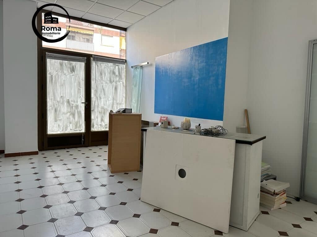 Commercieel te koop in Motril - € 259.075 (Ref: 9449440)