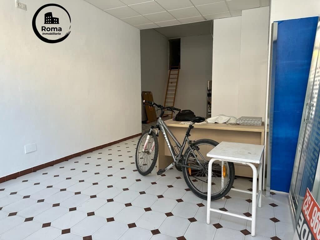 Commercieel te koop in Motril - € 259.075 (Ref: 9449440)