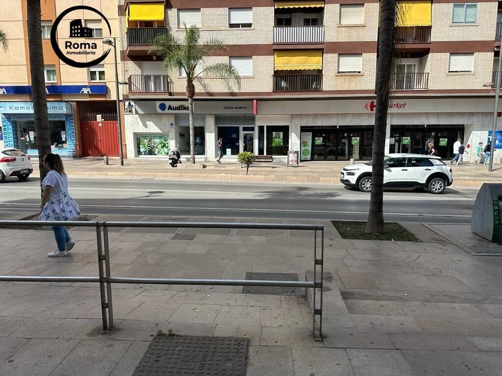 Commercieel te koop in Motril - € 259.075 (Ref: 9449440)