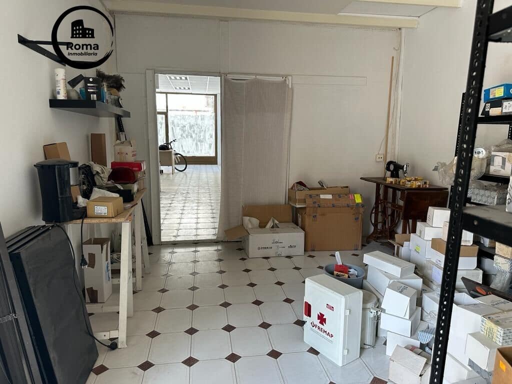 Commercieel te koop in Motril - € 259.075 (Ref: 9449440)