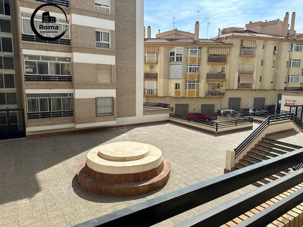 Commercieel te koop in Motril - € 259.075 (Ref: 9449440)