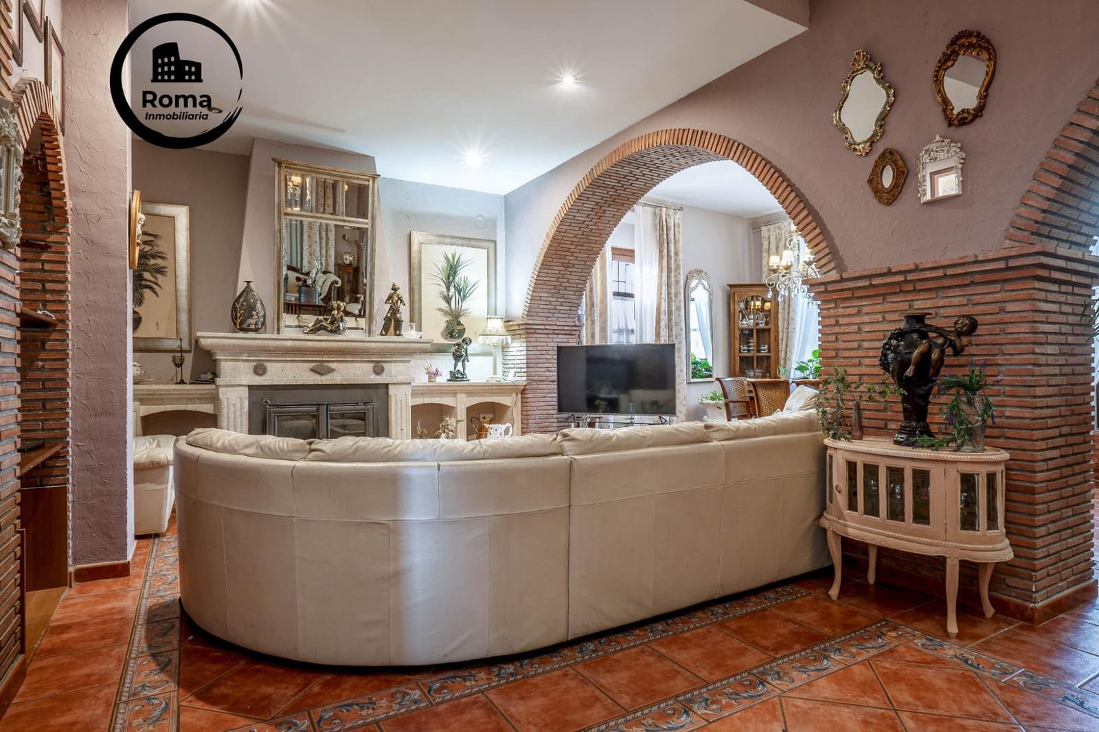 5 soveværelse Villa til salg i Ogijares med swimmingpool - € 725.000 (Ref: 9449442)