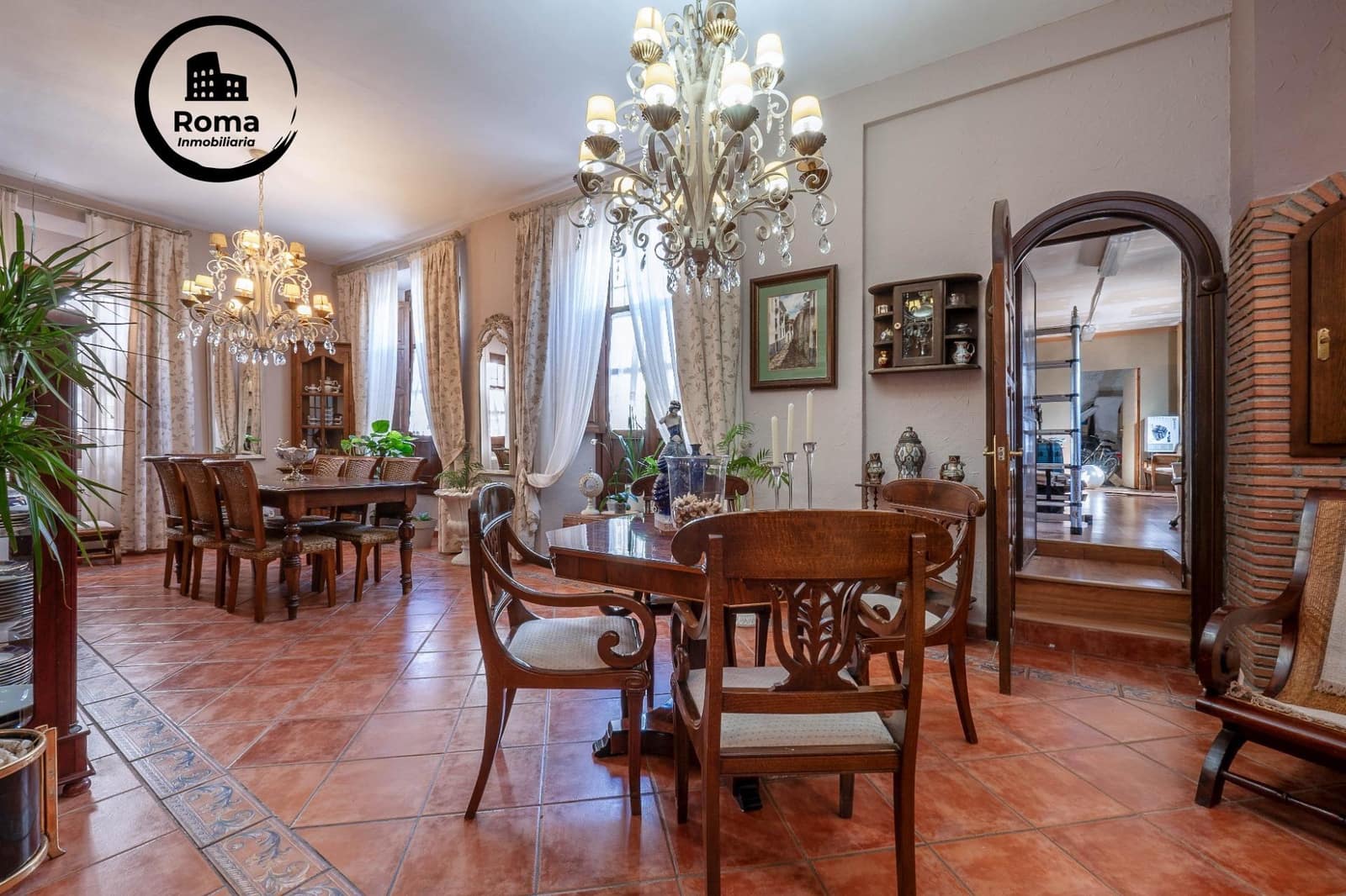 5 soveværelse Villa til salg i Ogijares med swimmingpool - € 725.000 (Ref: 9449442)