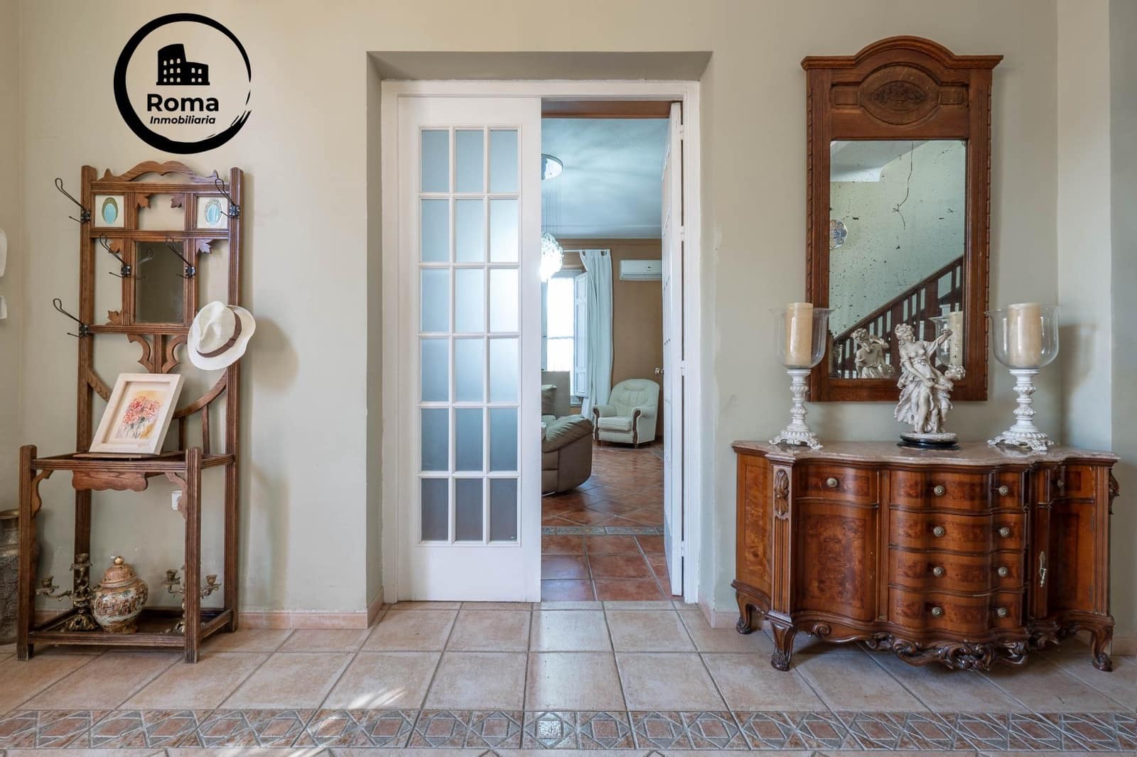 5 soveværelse Villa til salg i Ogijares med swimmingpool - € 725.000 (Ref: 9449442)