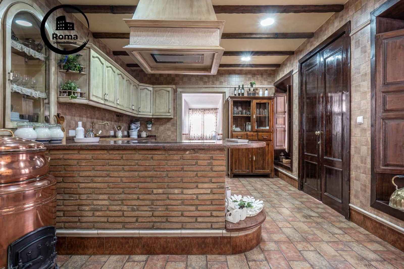 5 soveværelse Villa til salg i Ogijares med swimmingpool - € 725.000 (Ref: 9449442)