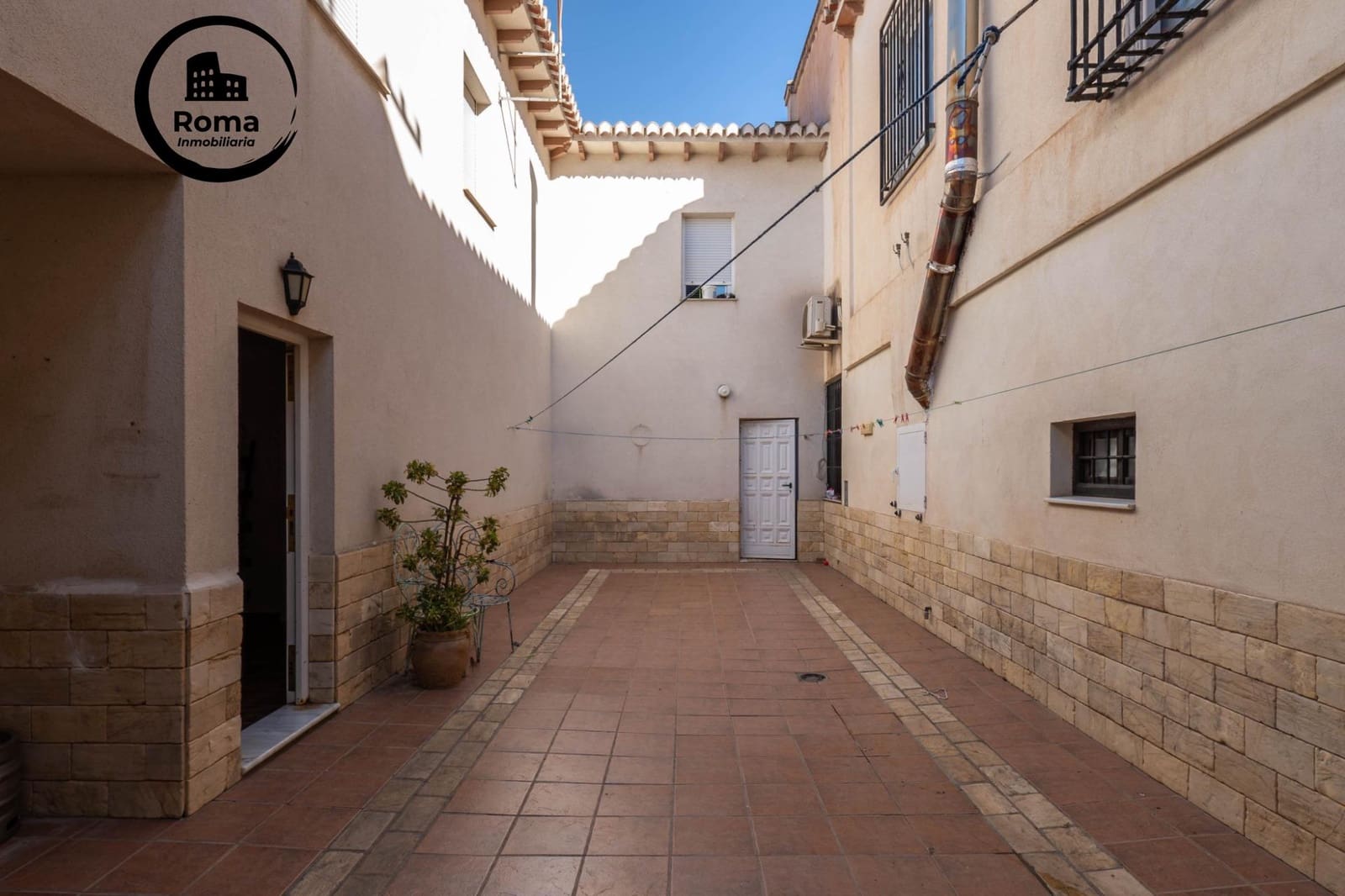 5 soveværelse Villa til salg i Ogijares med swimmingpool - € 725.000 (Ref: 9449442)