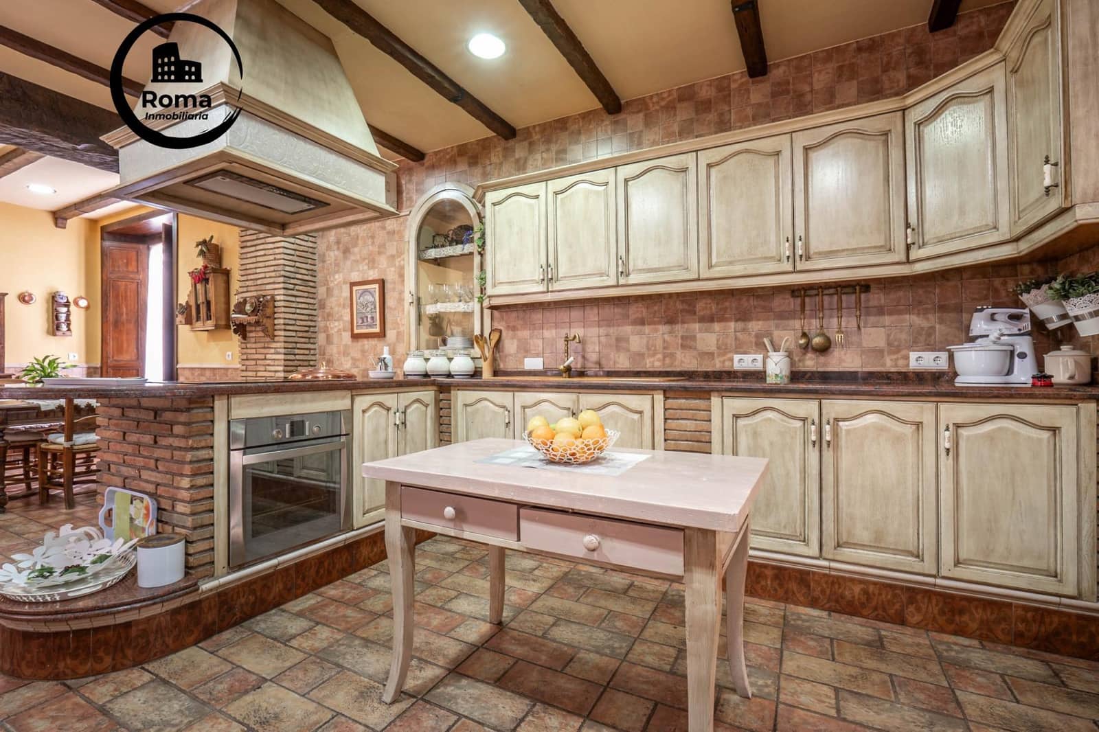 5 soveværelse Villa til salg i Ogijares med swimmingpool - € 725.000 (Ref: 9449442)