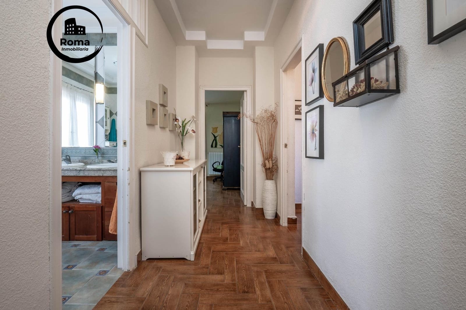 5 soveværelse Villa til salg i Ogijares med swimmingpool - € 725.000 (Ref: 9449442)