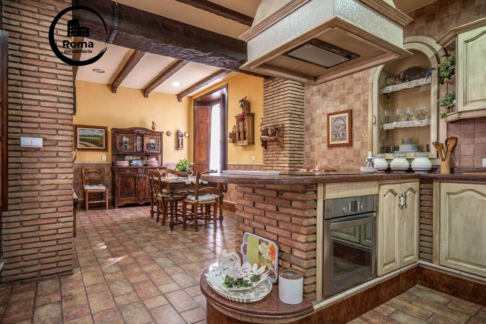 5 soveværelse Villa til salg i Ogijares med swimmingpool - € 725.000 (Ref: 9449442)