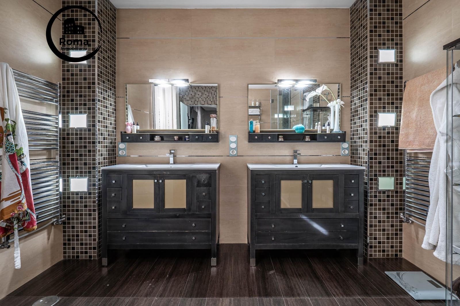 5 soveværelse Villa til salg i Ogijares med swimmingpool - € 725.000 (Ref: 9449442)