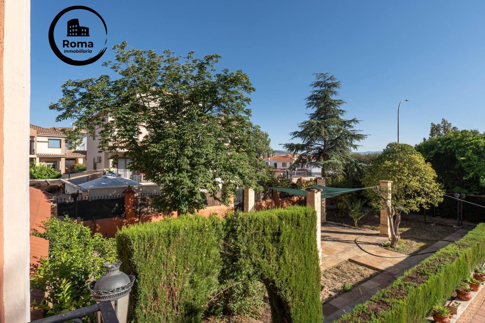 5 soveværelse Villa til salg i Ogijares med swimmingpool - € 725.000 (Ref: 9449442)