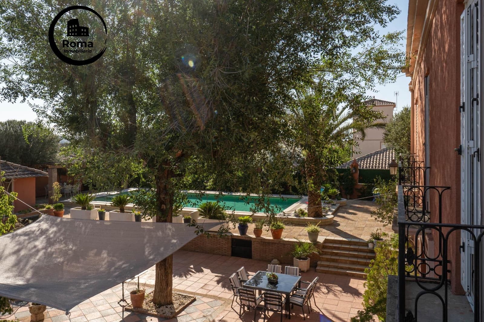 5 soveværelse Villa til salg i Ogijares med swimmingpool - € 725.000 (Ref: 9449442)