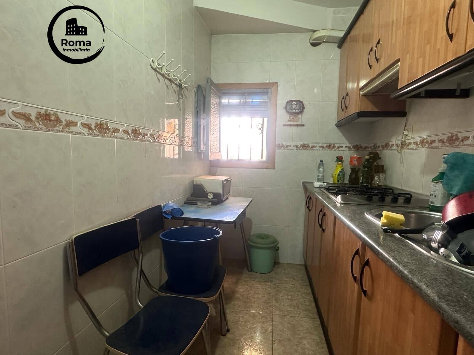 7 slaapkamer Huis te koop in Cadiar met garage - € 69.900 (Ref: 9449444)