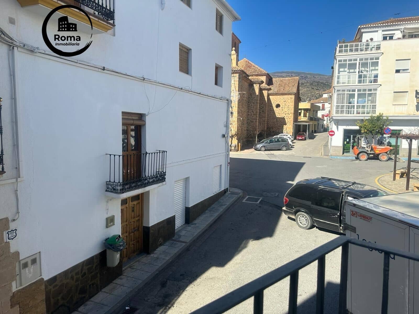 7 slaapkamer Huis te koop in Cadiar met garage - € 69.900 (Ref: 9449444)