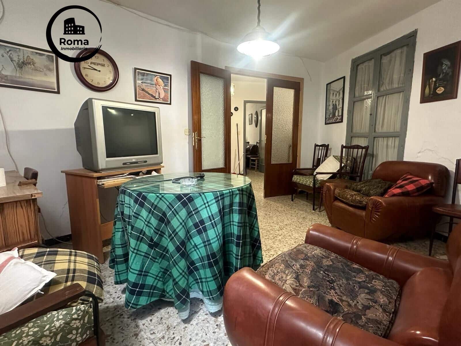 7 slaapkamer Huis te koop in Cadiar met garage - € 69.900 (Ref: 9449444)