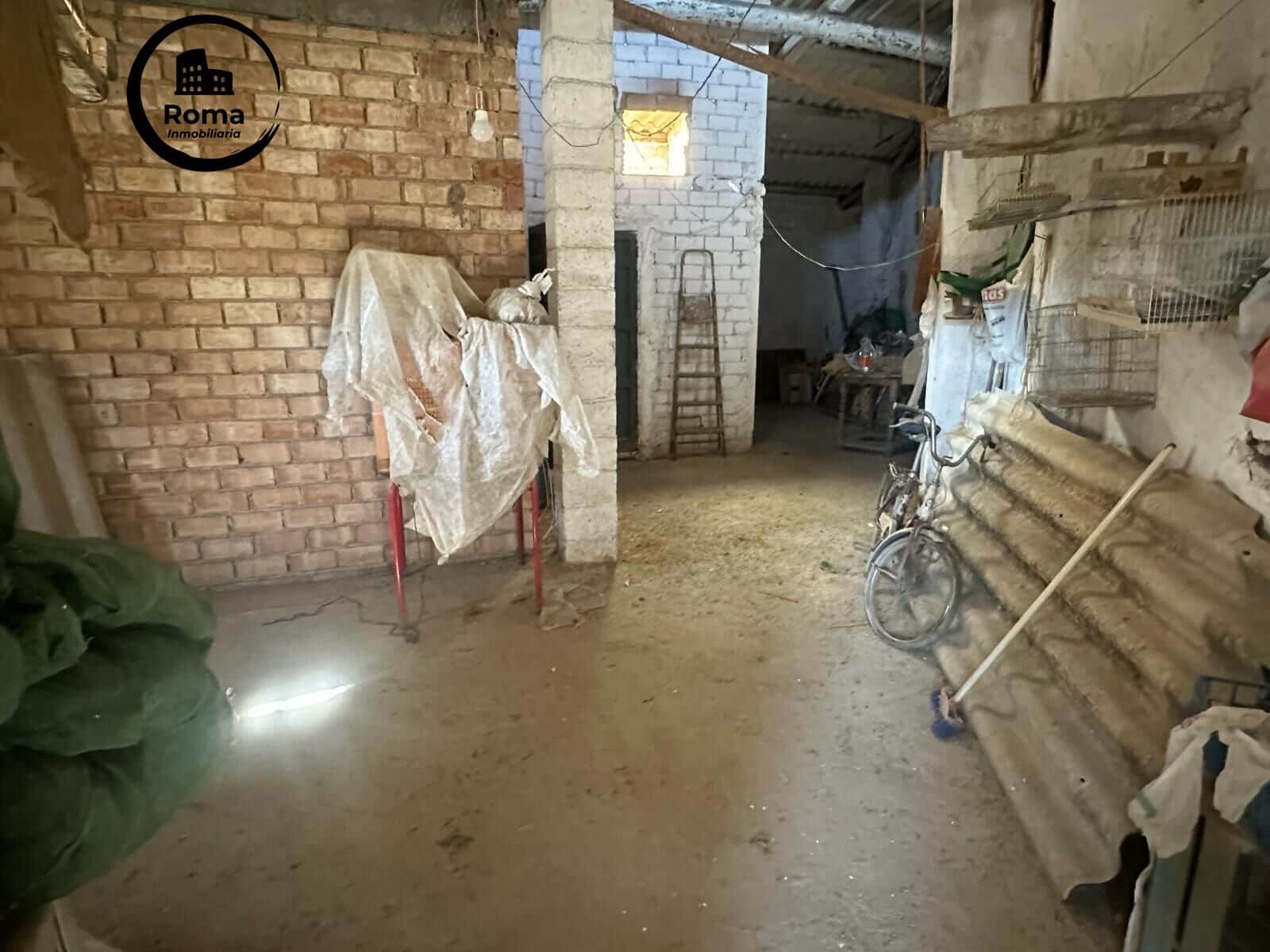 7 slaapkamer Huis te koop in Cadiar met garage - € 69.900 (Ref: 9449444)