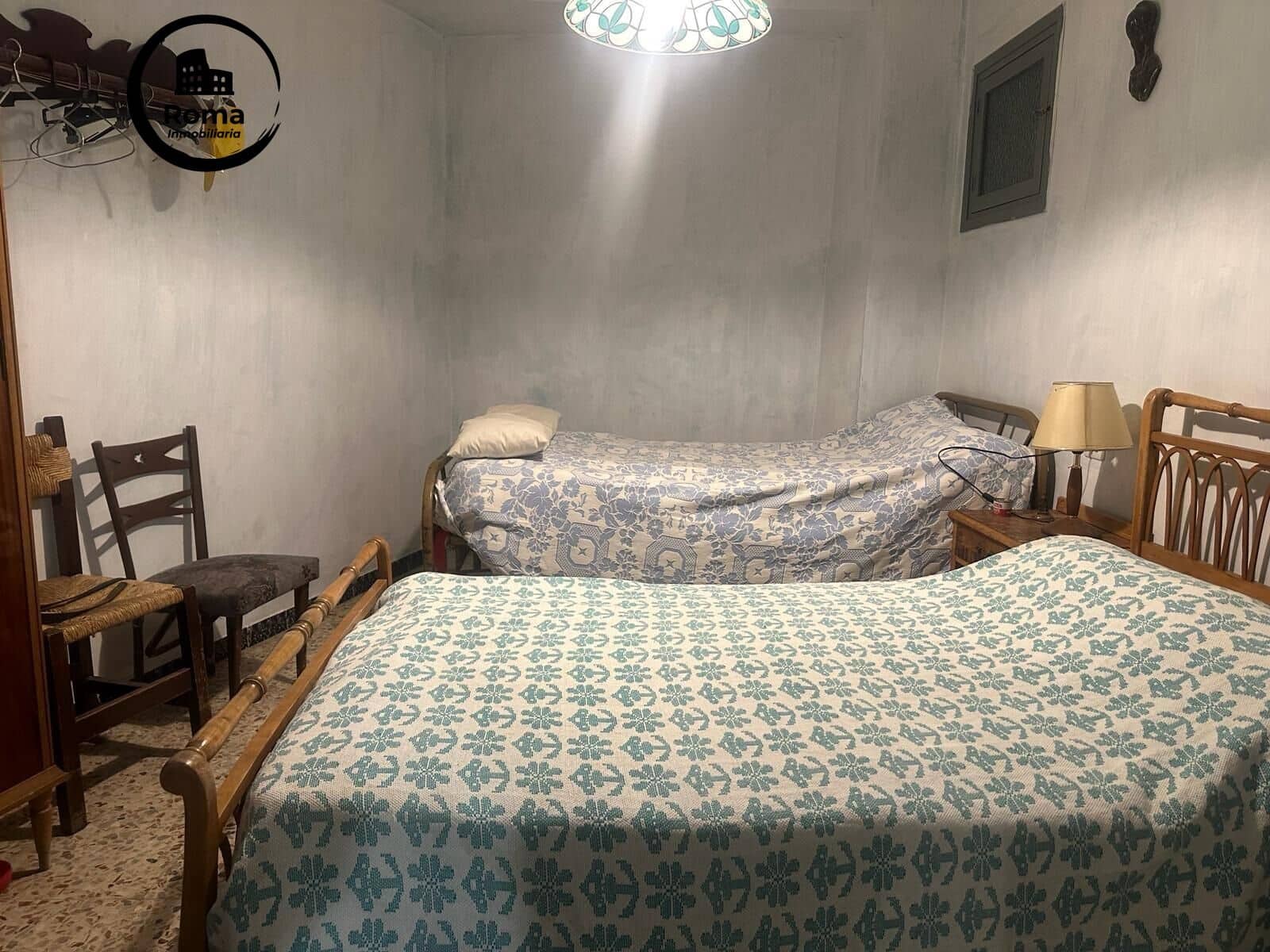 7 slaapkamer Huis te koop in Cadiar met garage - € 69.900 (Ref: 9449444)