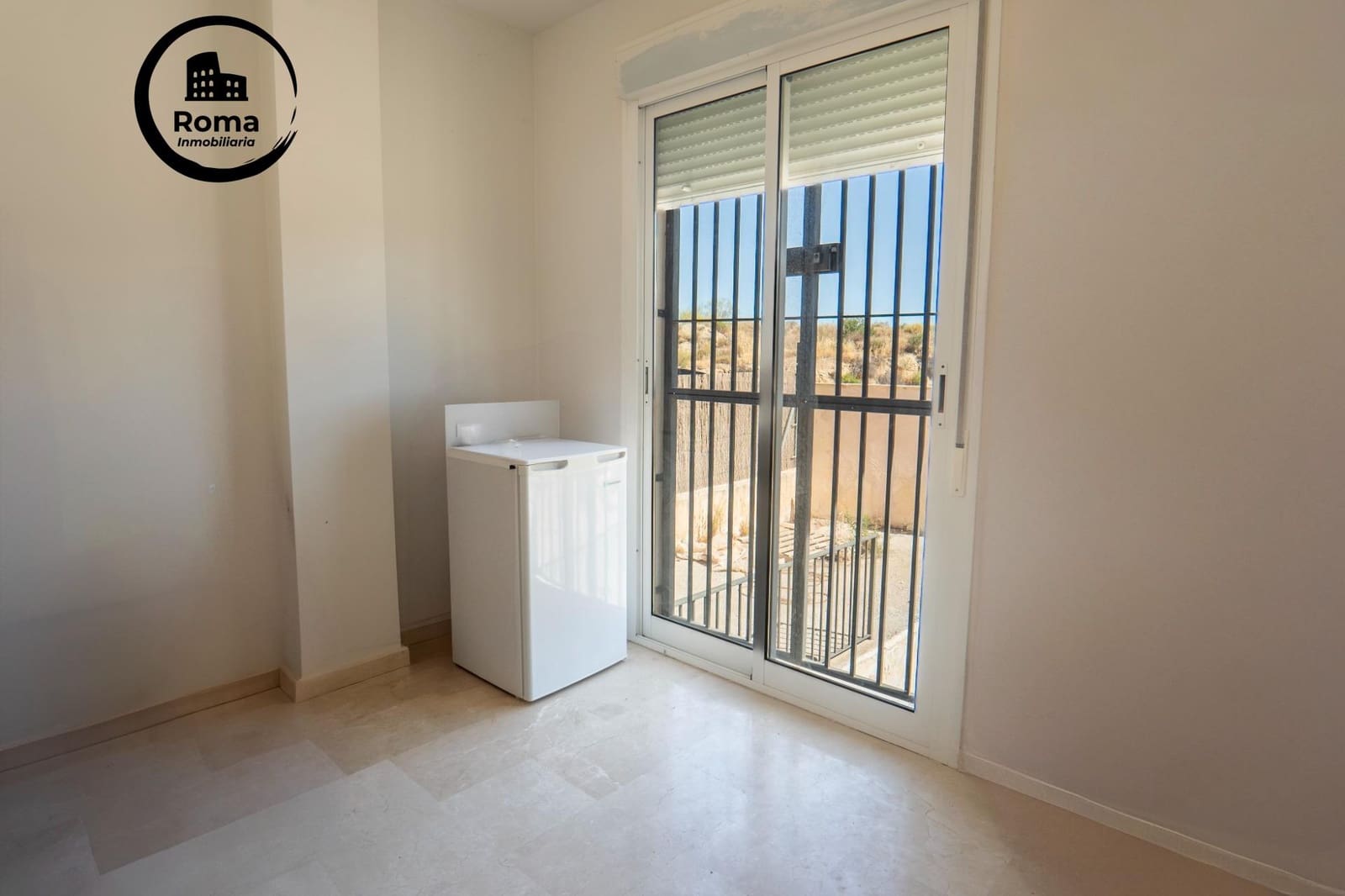 4 soverom Villa til salgs i Dilar med svømmebasseng garasje - € 280 000 (Ref: 9449445)