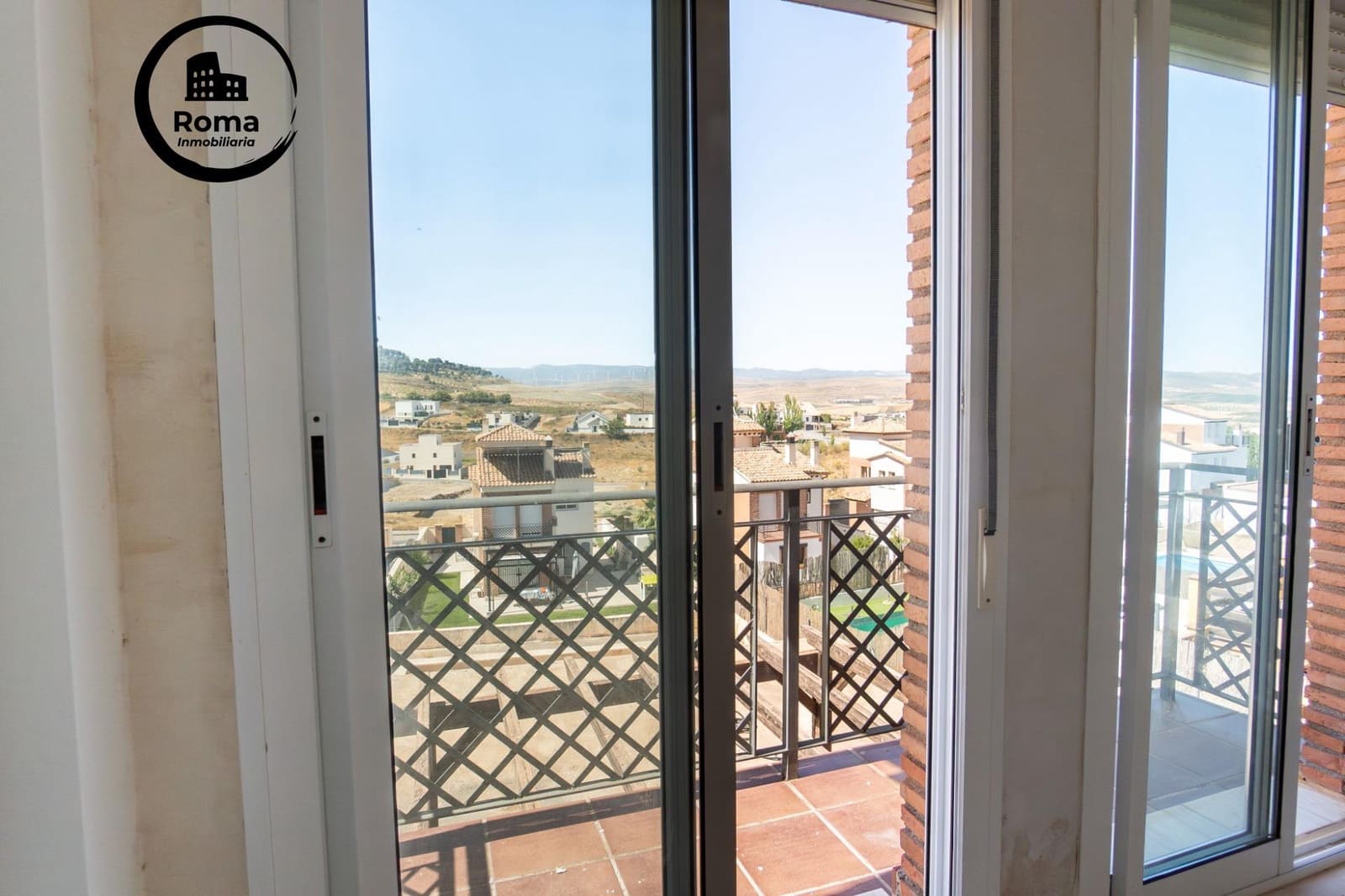 4 soverom Villa til salgs i Dilar med svømmebasseng garasje - € 280 000 (Ref: 9449445)